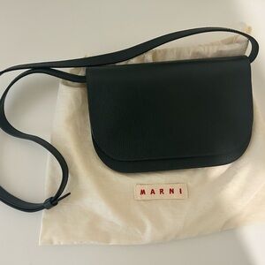 Marni leather crossbody bag like new